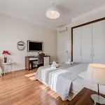 Bastion Luxury Konukevi 4*