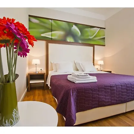 Konukevi Bastion Luxury 4*