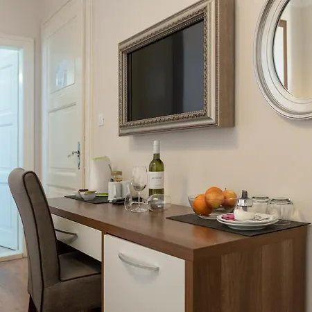 Bastion Luxury Konukevi