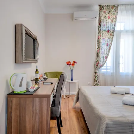 Bastion Luxury Konukevi